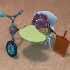 I’m selling a bunch of random American girl things